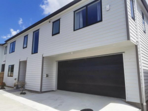 Lovely House in Central Papatoetoe